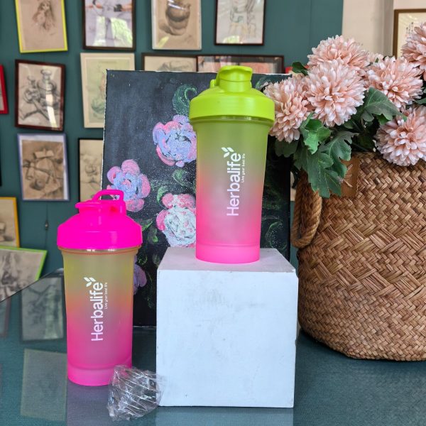Herbalife Shaker Bottle Plastic Mixer Cup Whey Protein Shake Gym Pre Workout18oz